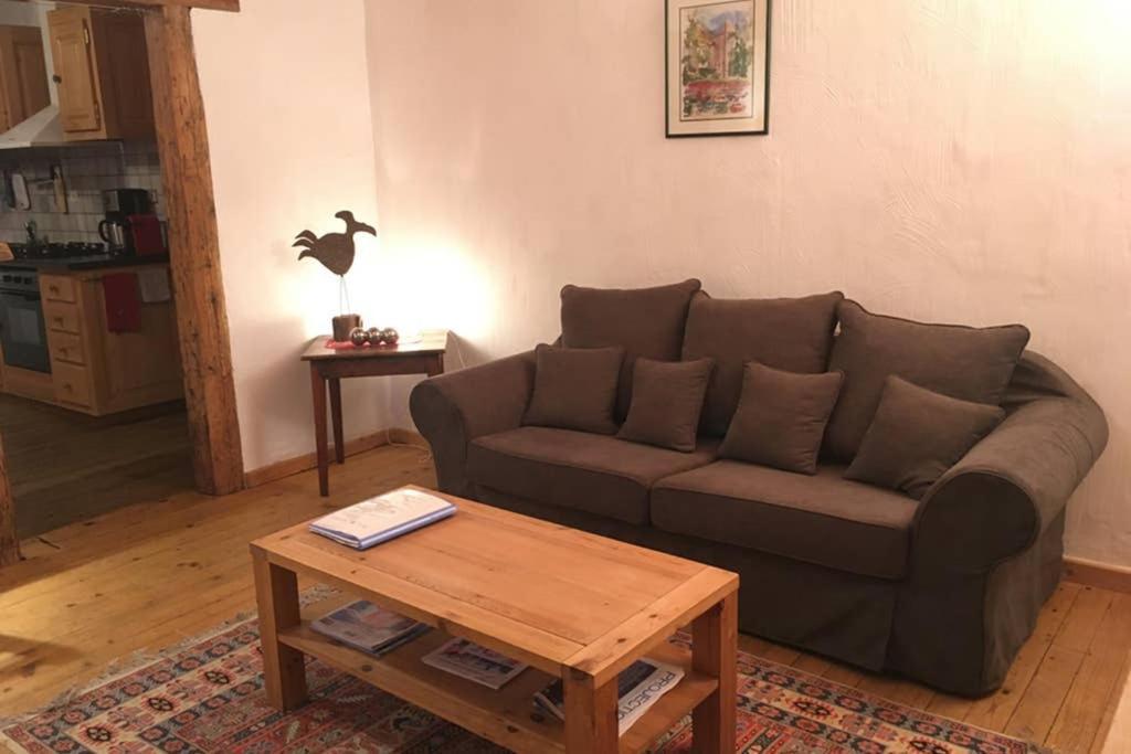 Appartement Spacieux Proche Des Telecabines Et Du Centre Ville Avec Jardin Prive سا جيرفي لي با المظهر الخارجي الصورة